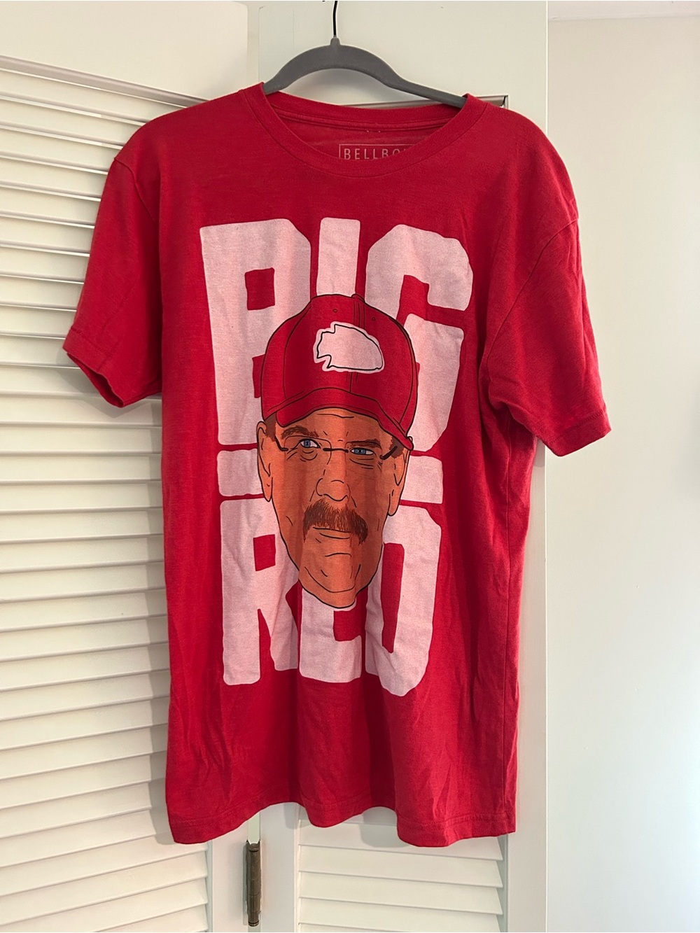 Bellboy Coach Andy Reid Big Red Kansas City Chiefs Graphic T-Shirt Sz Large USA